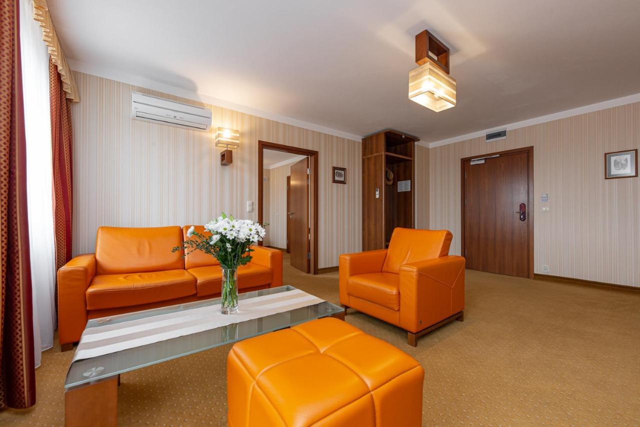 Dworek Morski Spa & Wellness Мєлно Екстер'єр фото